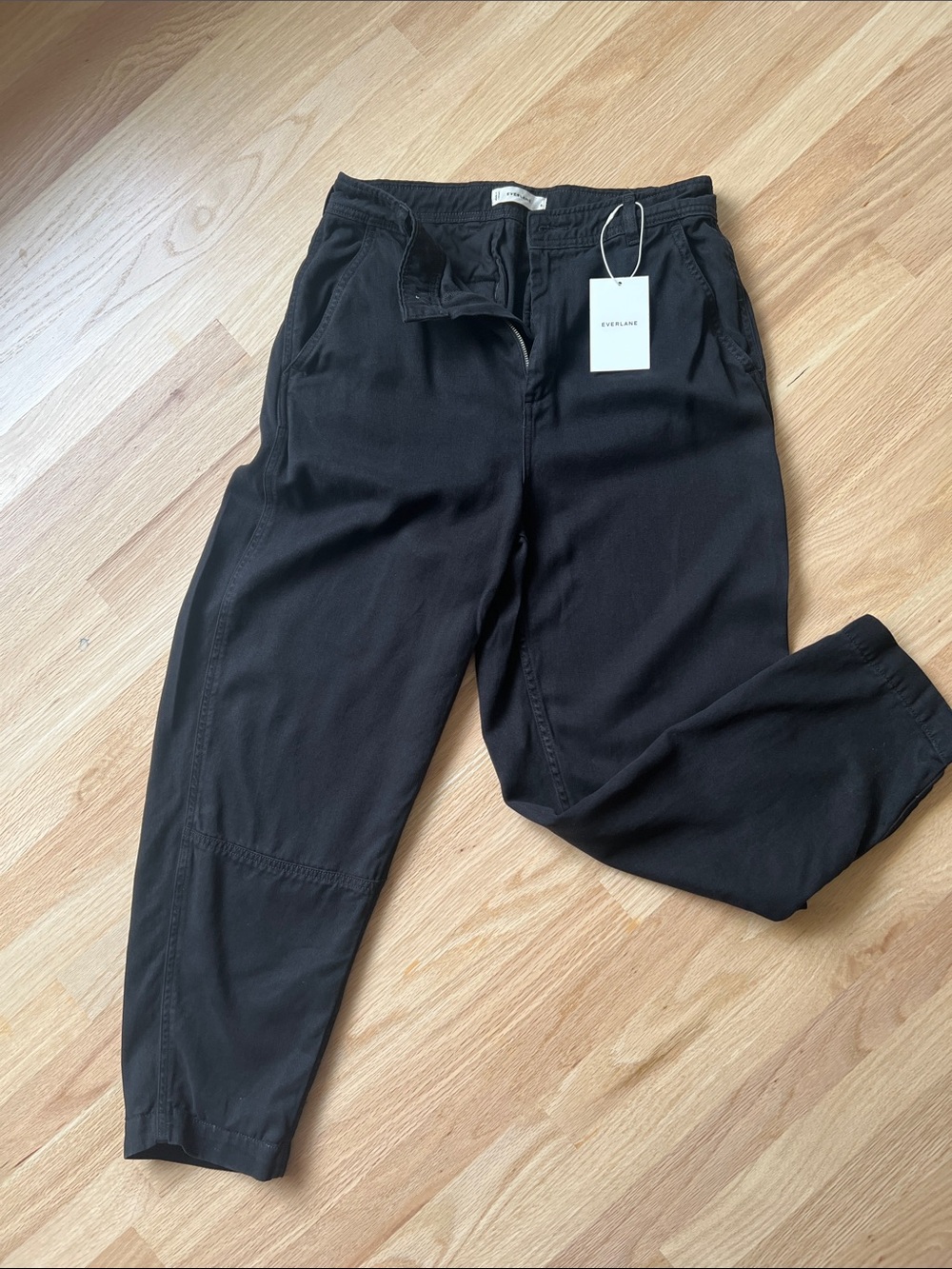 Everlane Chino IN BUTTERSOFT- black size 8